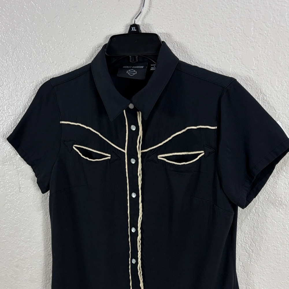 Harley-Davidson ,size S,Black and White Button-Up Shirt - Picture 3 of 16